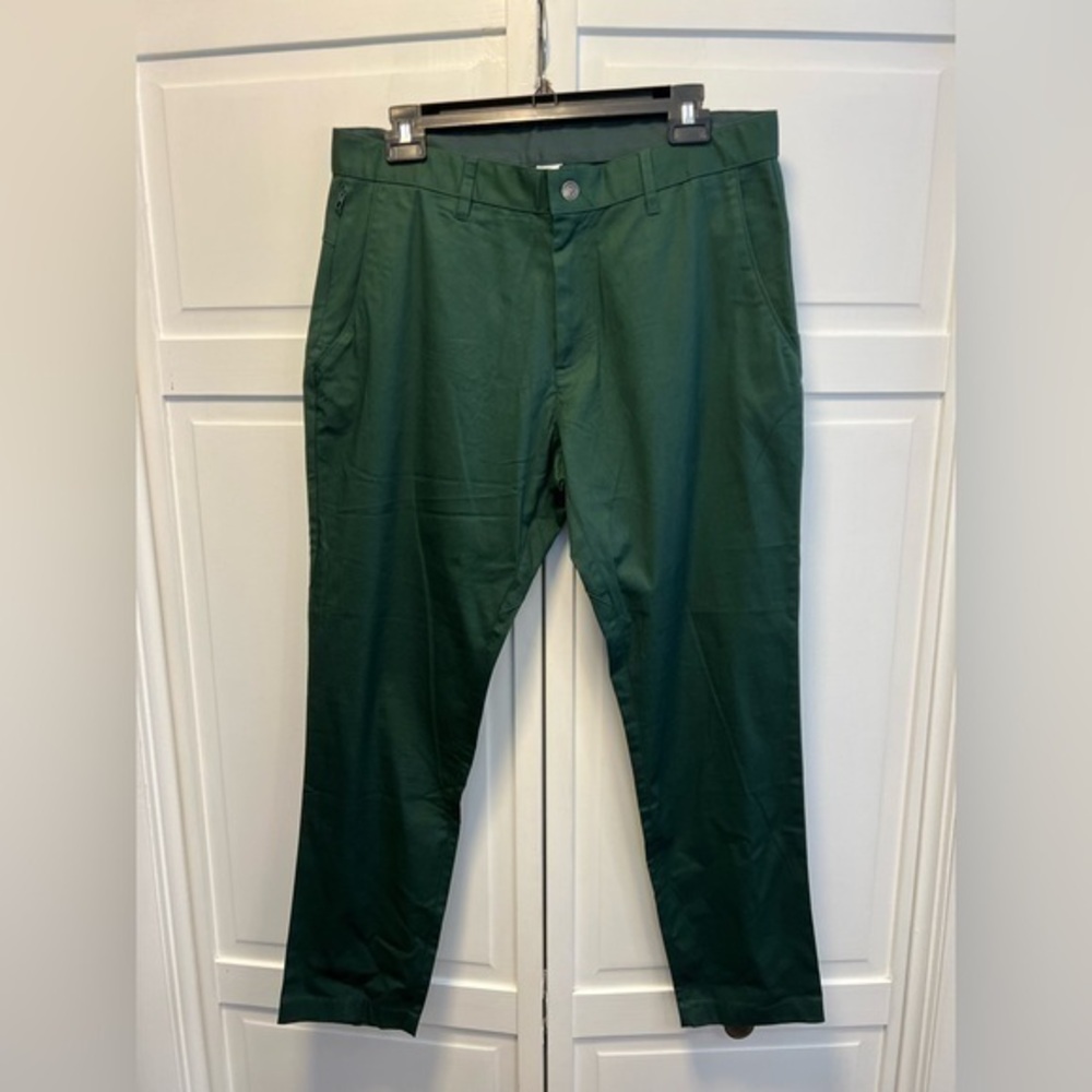 Fabletics The High Side Chino Slim Fit Pants Size Mens 33 Color Everpine (Green)